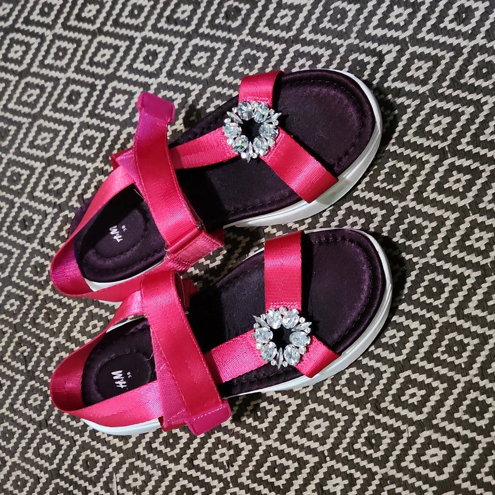 H&M Women's Pink Sandals with Crystal Embellishment